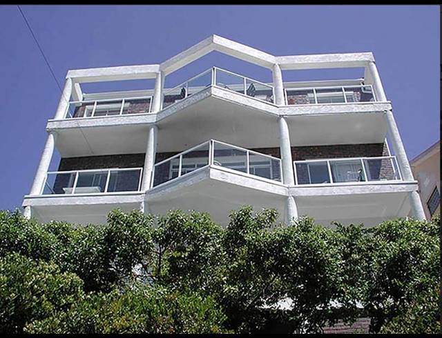 7 BEDROOM APARTMENT FOR SALE IN FISH HOEK